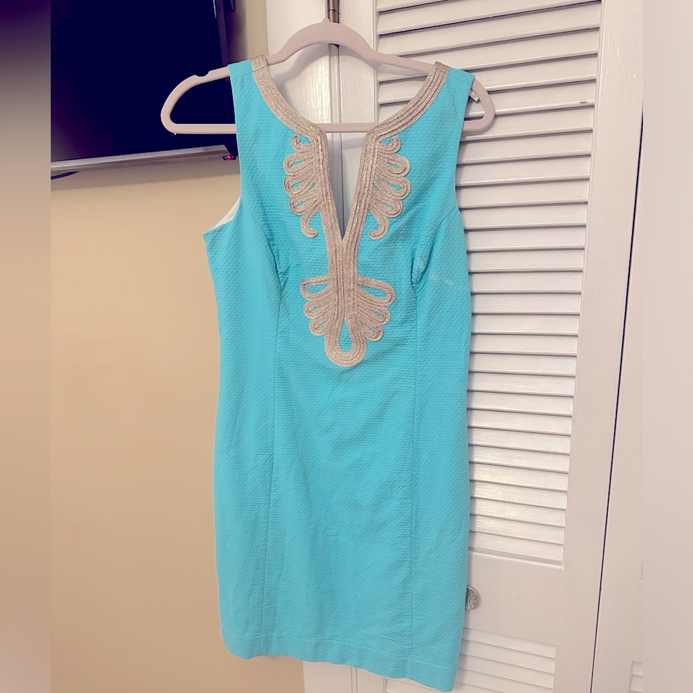 Lilly shift dress.